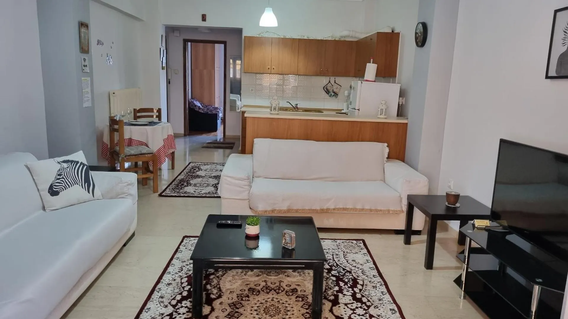 Marie Claire Home -Private Parking Thessaloniki 0*,